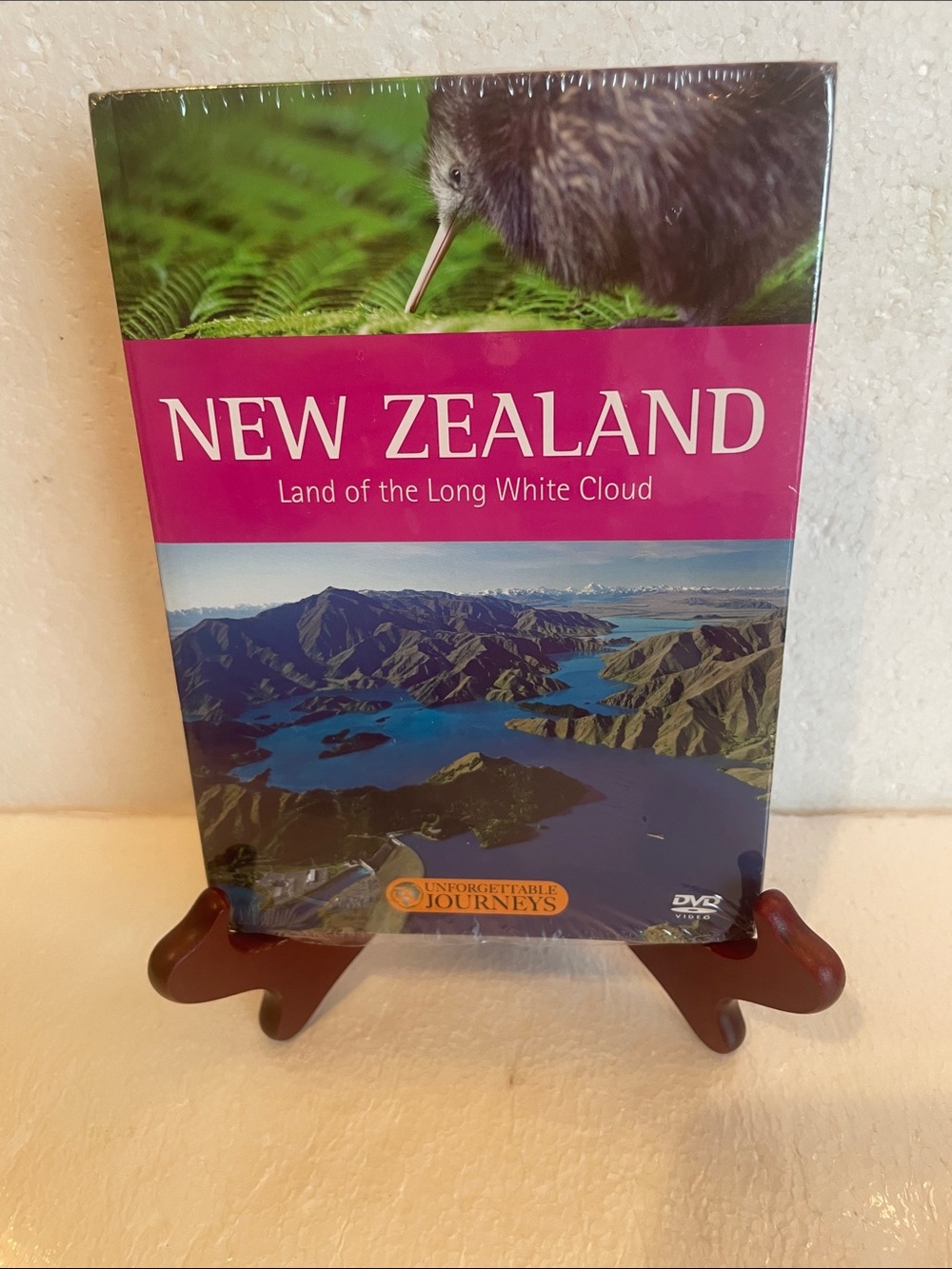 New Zealand Land of the Long White Cloud DVD & Book Unforgettable Journeys NEW